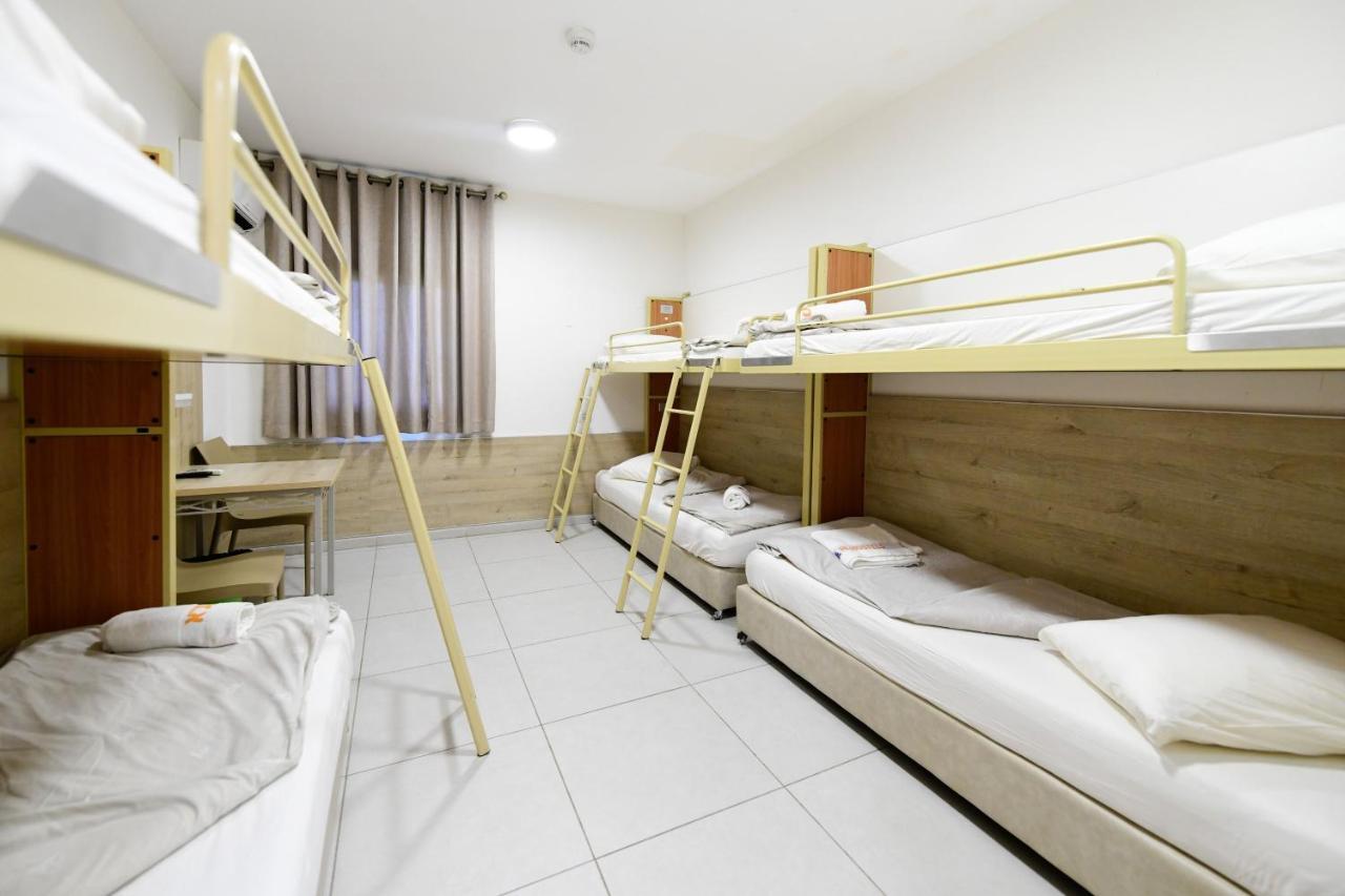 Hi - Arad Hostel エクステリア 写真